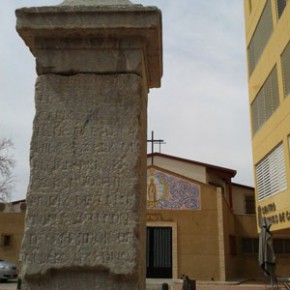 La Junta de Distrito Norte consigue el traslado del pilar que marcaba el inicio del camino Real de Castilla a su barrio de origen, San Antón